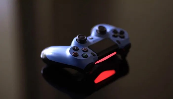 نوار نور دسته PS4 را کم نور کنید