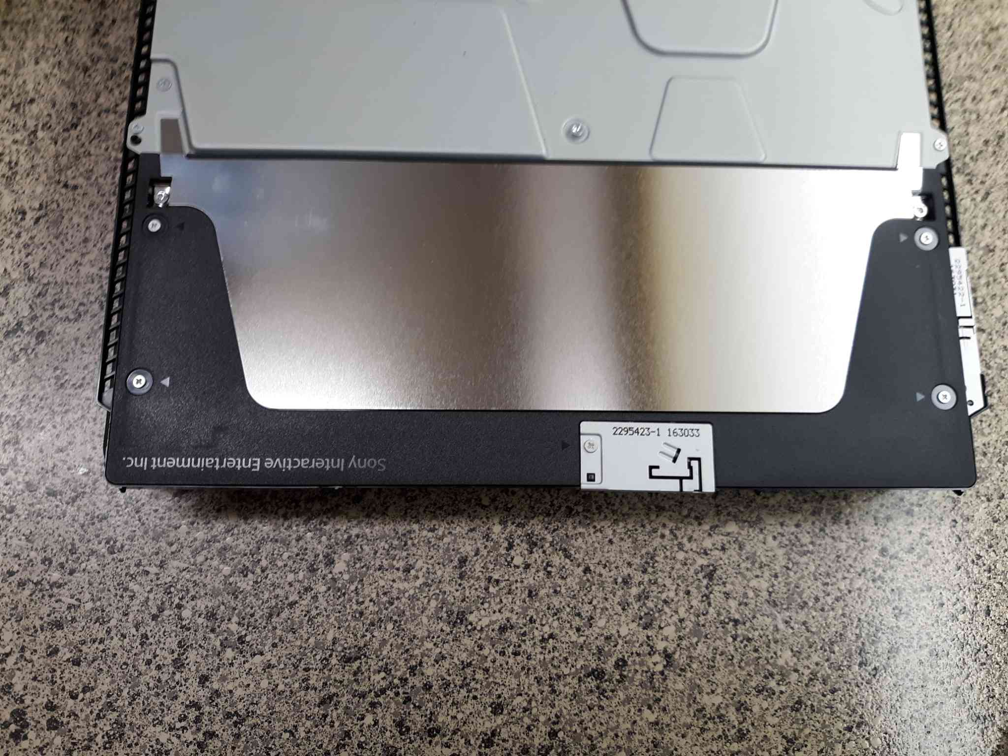 تمیز کردن PS4 