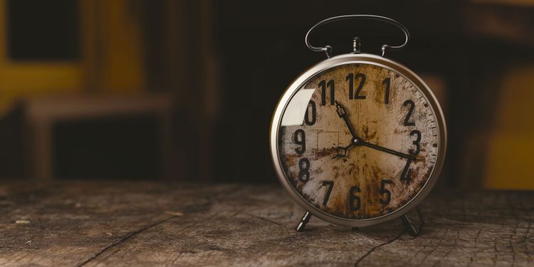 اسکرین سیور ساعت به ویندوز 10